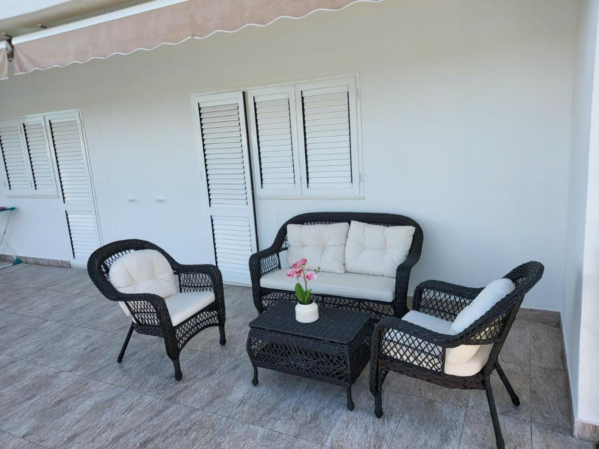 Apartment Astrid 5 M From Beach Vinisce Exterior photo