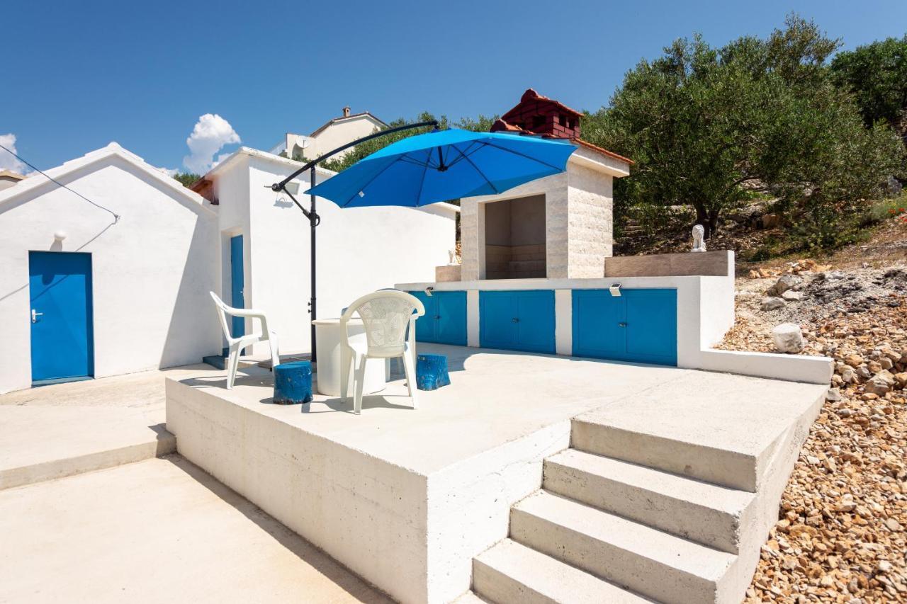 Apartment Astrid 5 M From Beach Vinisce Exterior photo